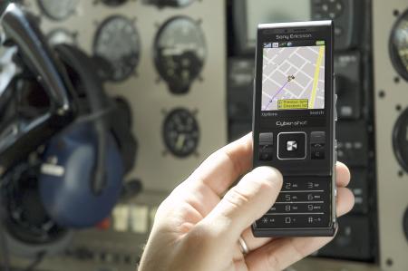Sony Ericsson C905 showing GPS phone functionality