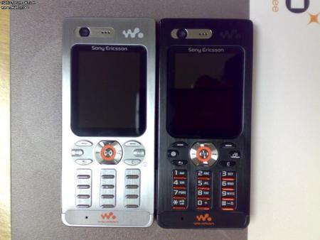 First Looks: Sony Ericsson W880i 3G Walkman Phone - HardwareZone