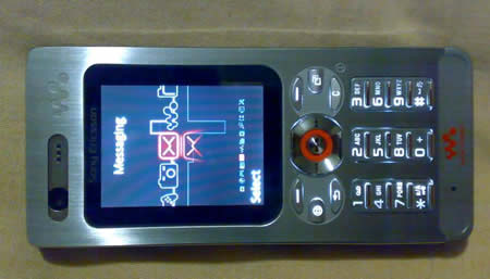 First Looks: Sony Ericsson W880i 3G Walkman Phone - HardwareZone